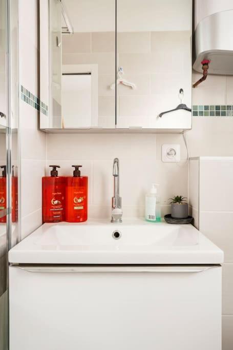 Paris Tourist Apartment, France Стен Экстерьер фото
