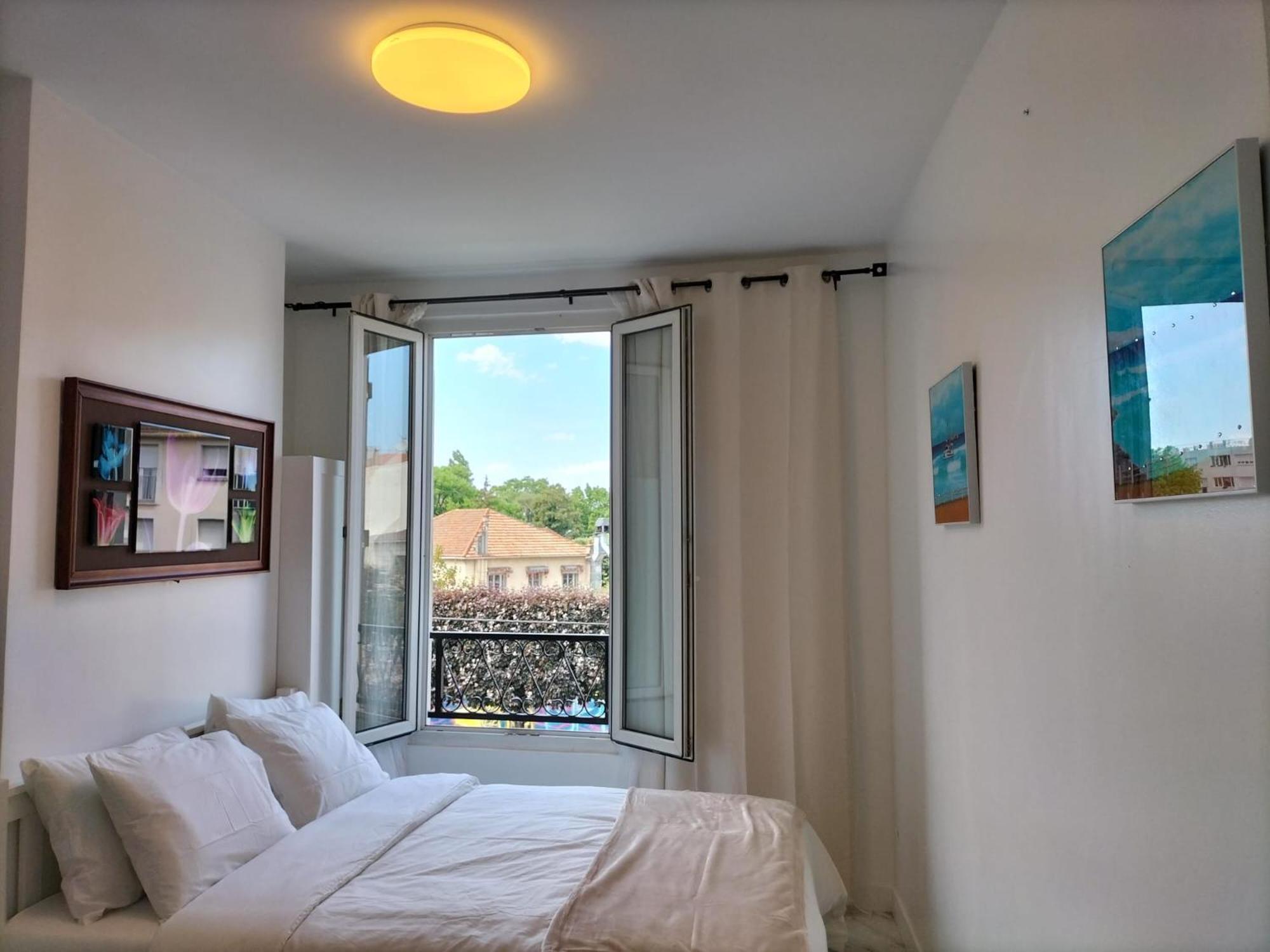 Paris Tourist Apartment, France Стен Экстерьер фото