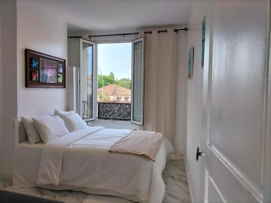 Paris Tourist Apartment, France Стен Экстерьер фото