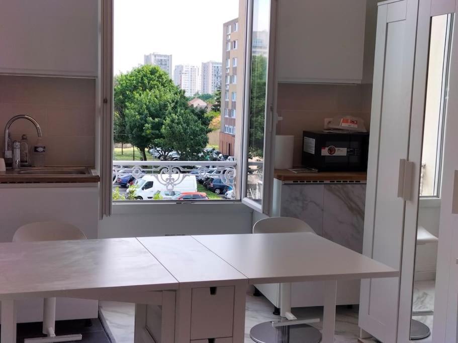 Paris Tourist Apartment, France Стен Экстерьер фото