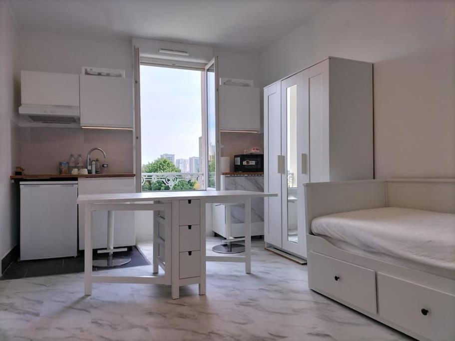 Paris Tourist Apartment, France Стен Экстерьер фото